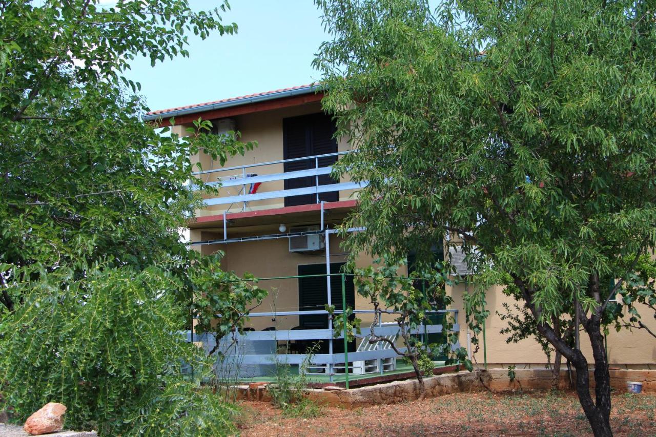 Hostel Marko Tisno Exterior foto